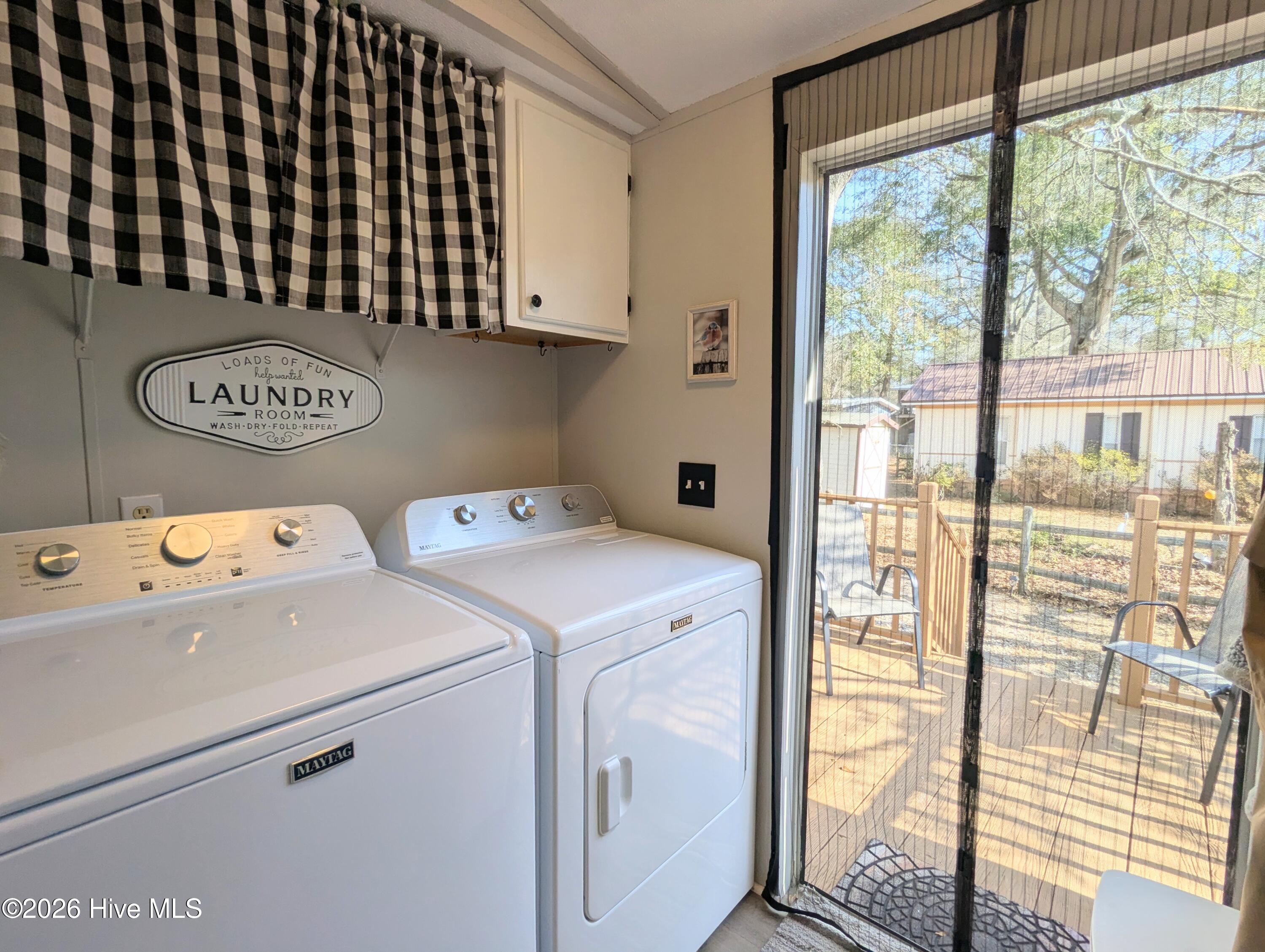 2522 Gator Lane Southwest Supply, NC 28462 - Photo 29 of 45 laundry