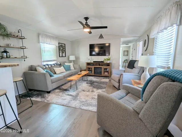 $250,000 | 2522 Gator Lane Southwest, Supply, NC 28462