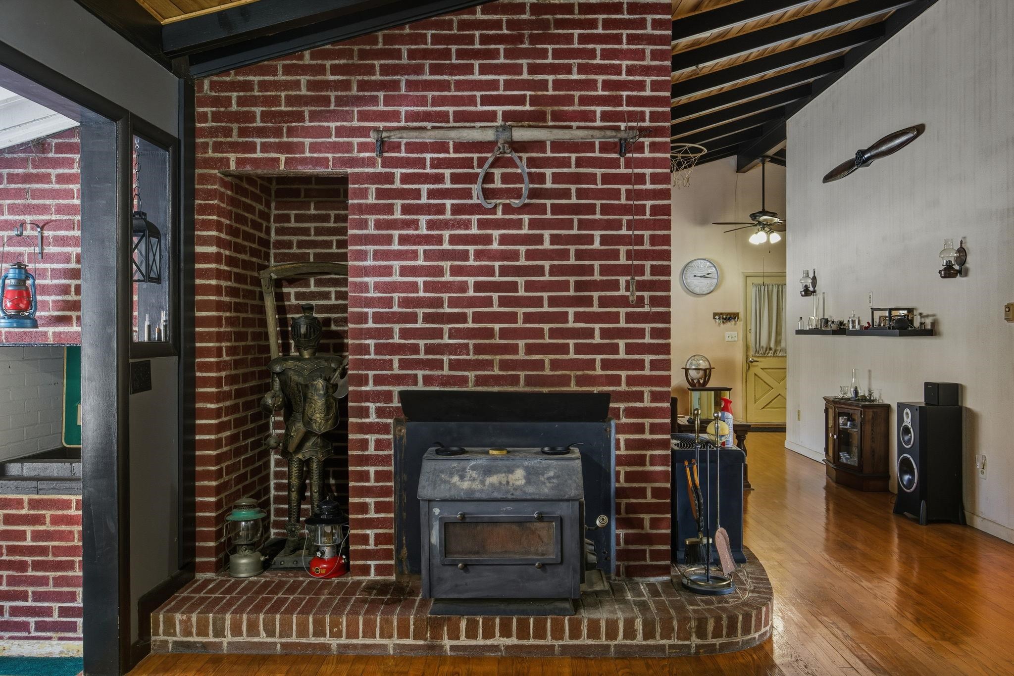 9897 Briery Branch Road Dayton, VA 22821 - Photo 17 of 30