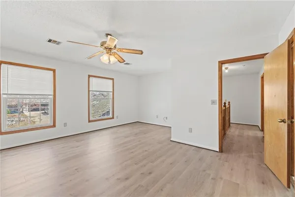 $275,000 | 1523 East 123rd Terrace, Olathe, KS 66061