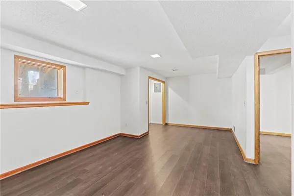 $275,000 | 1523 East 123rd Terrace, Olathe, KS 66061