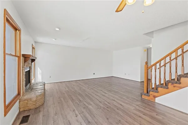 $275,000 | 1523 East 123rd Terrace, Olathe, KS 66061