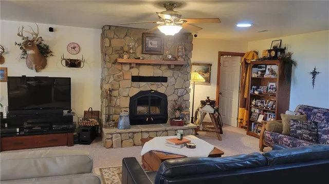 $532,000 | 29523 Vixen Avenue, Warsaw, MO 65355