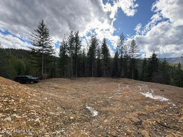 $140,000 | E Fork, Pinehurst, ID 83850