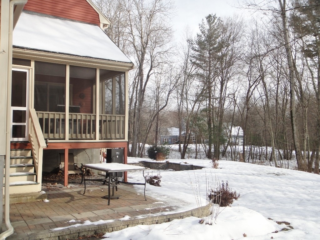3 Spring Brook Court, Unit B Mendon, MA 01756 - Photo 3 of 22 Gallery Image 3