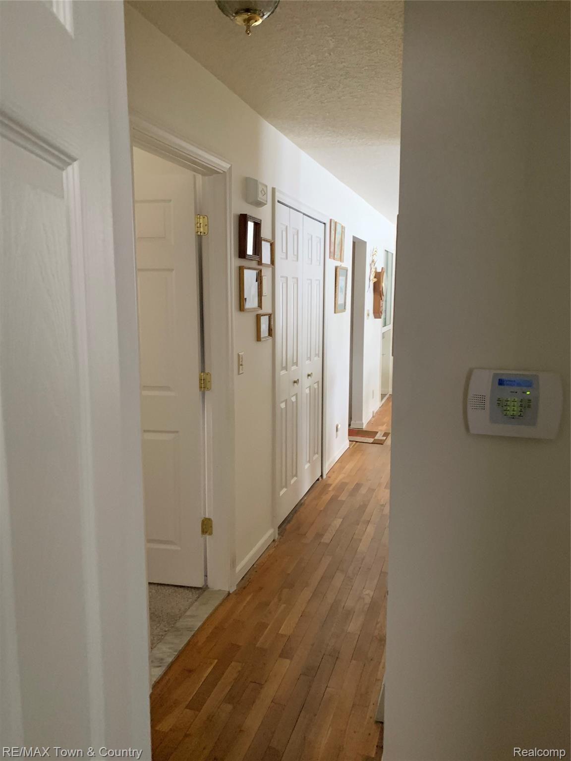 9044 North Bray Road Clio, MI 48420 - Photo 10 of 30 Bray hallway.jpg