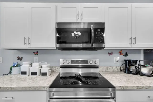 $295,000 | 5547 Southeast 91st Place, Ocala, FL 34480