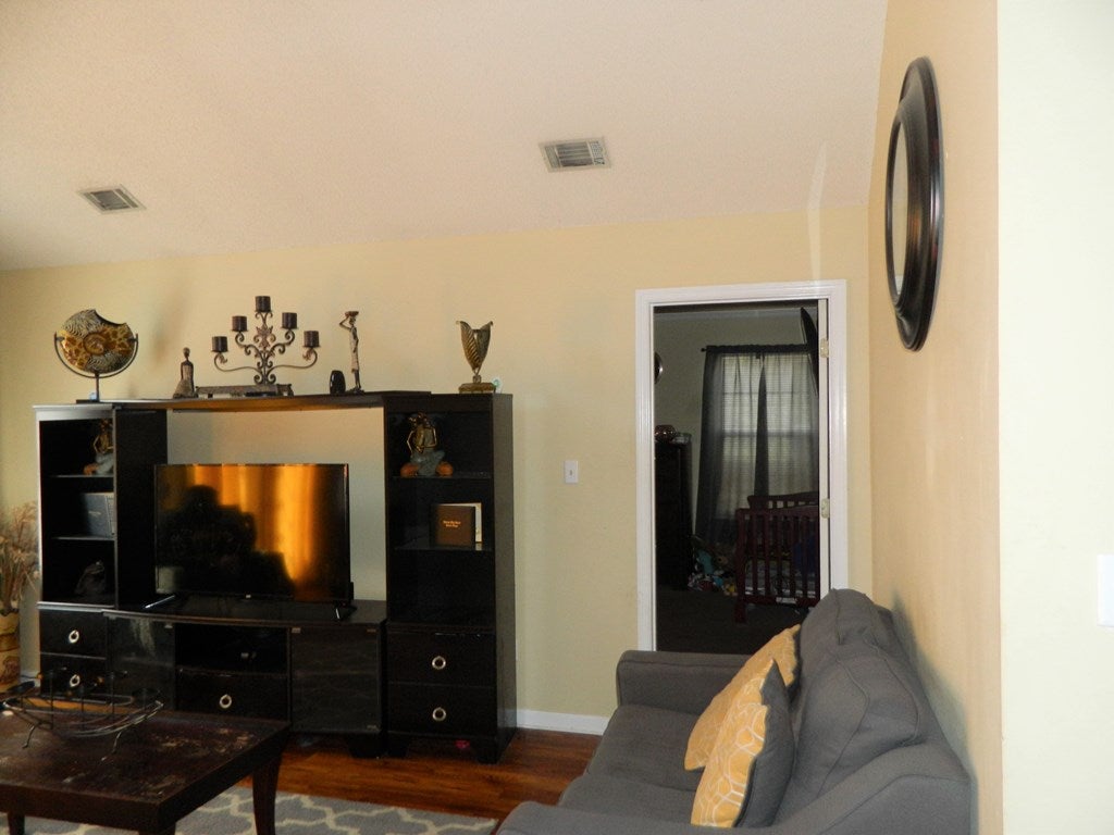 318 Brookfield Road Valdosta, GA 31602 - Photo 4 of 13 Gallery Image 4