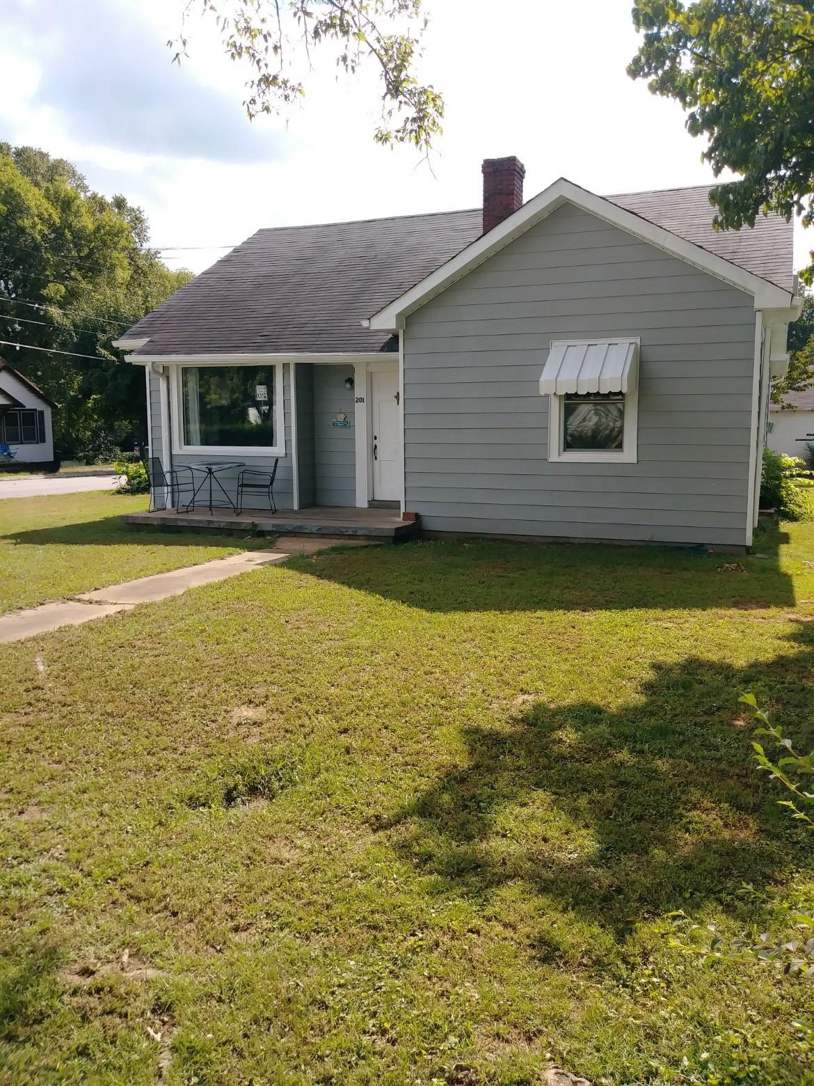 201 Eugene Road Columbia, TN 38401 - Photo 2 of 23 Gallery Image 2