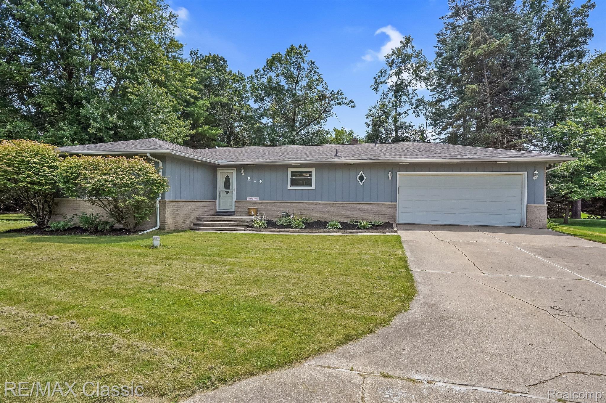 516 Decker Road Walled Lake, MI 48390 - Photo 19 of 24 Gallery Image 19