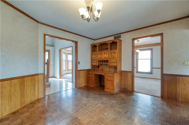 $450,000 | 11416 West 105th Street, Overland Park, KS 66214