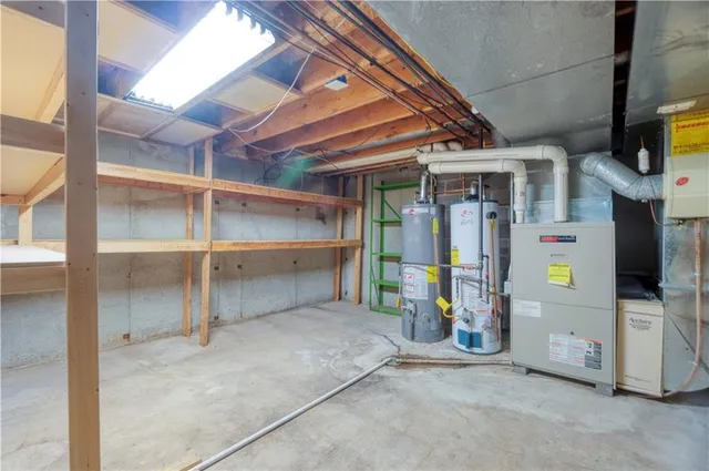 $450,000 | 11416 West 105th Street, Overland Park, KS 66214