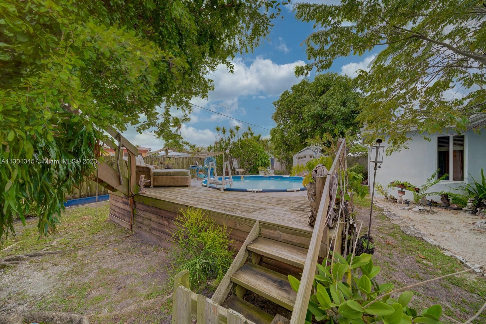 9520 April Road Cutler Bay, FL 33157 - Photo 3 of 26 a view of outdoor space yard and patio