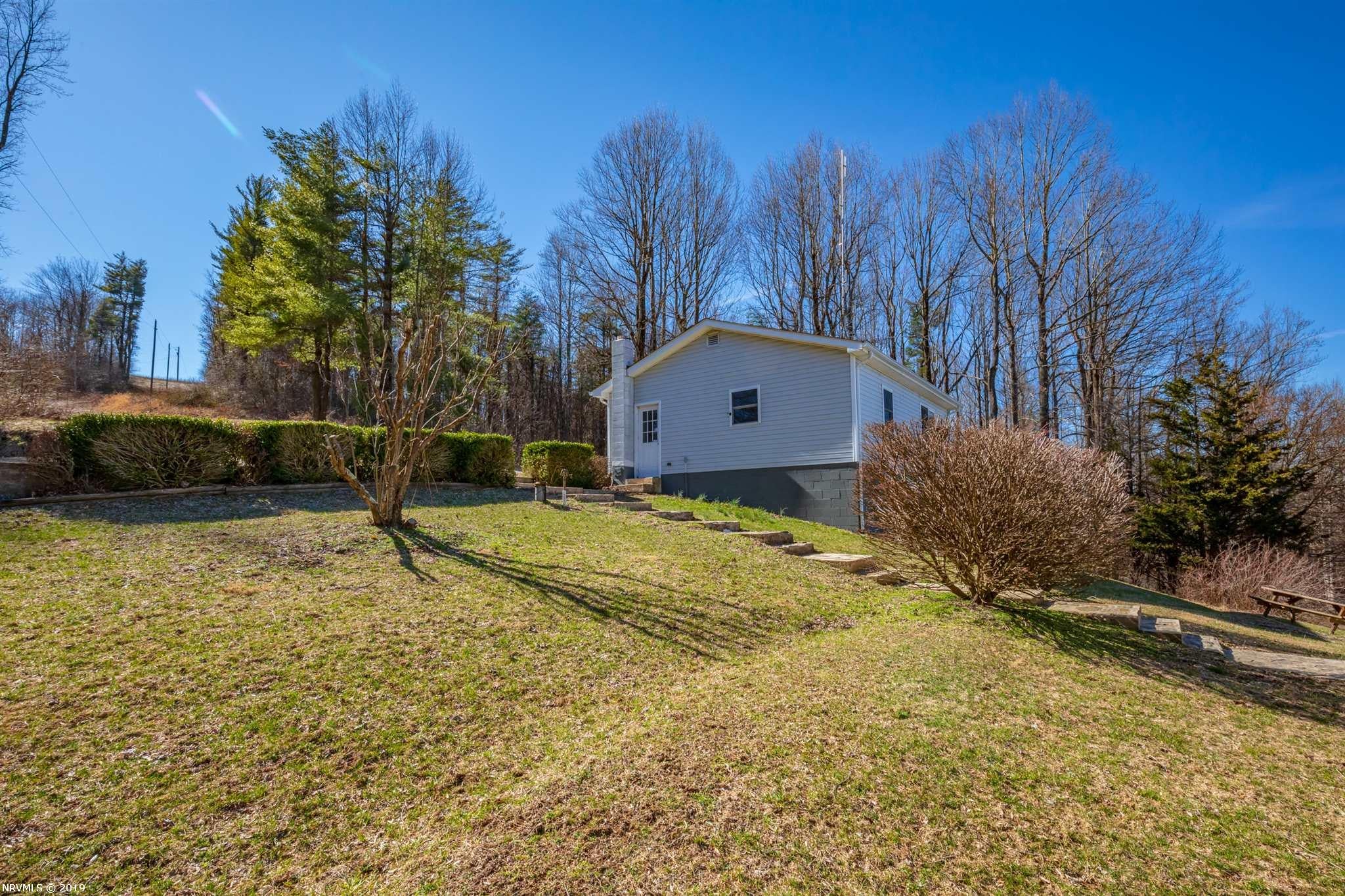 887 Colonial Road Fancy Gap, VA 24328 - Photo 74 of 105 Gallery Image 74