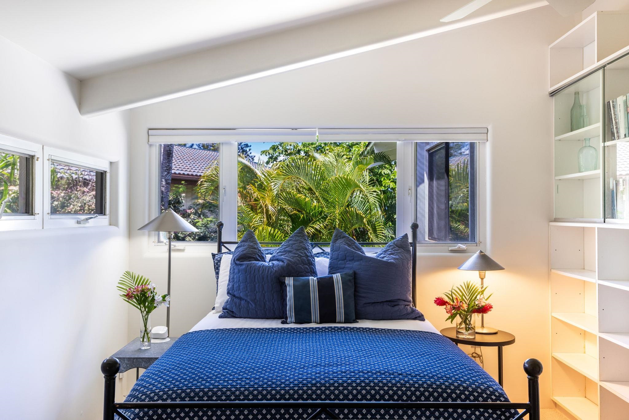 5045 Lower Honoapiilani Road, Unit 9 Lahaina, HI 96761 - Photo 43 of 50 a view of living room with furniture and a potted plant