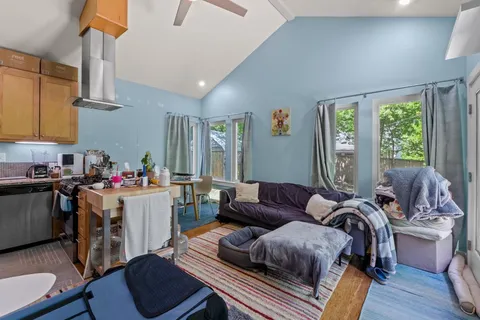 $895,000 | 504 East 38th 1/2 Street, Austin, TX 78751