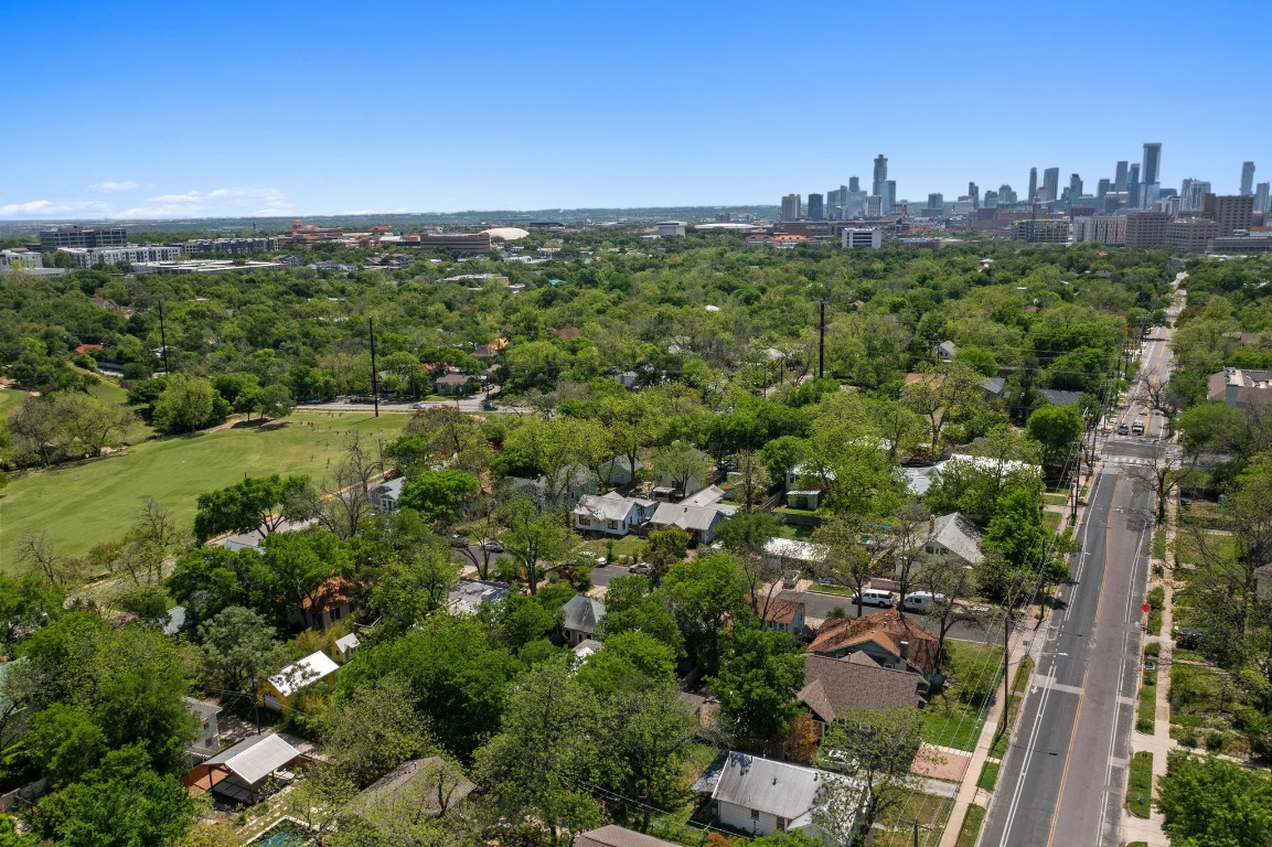504 East 38th 1/2 Street Austin, TX 78751 - Photo 27 of 29 a view of a city