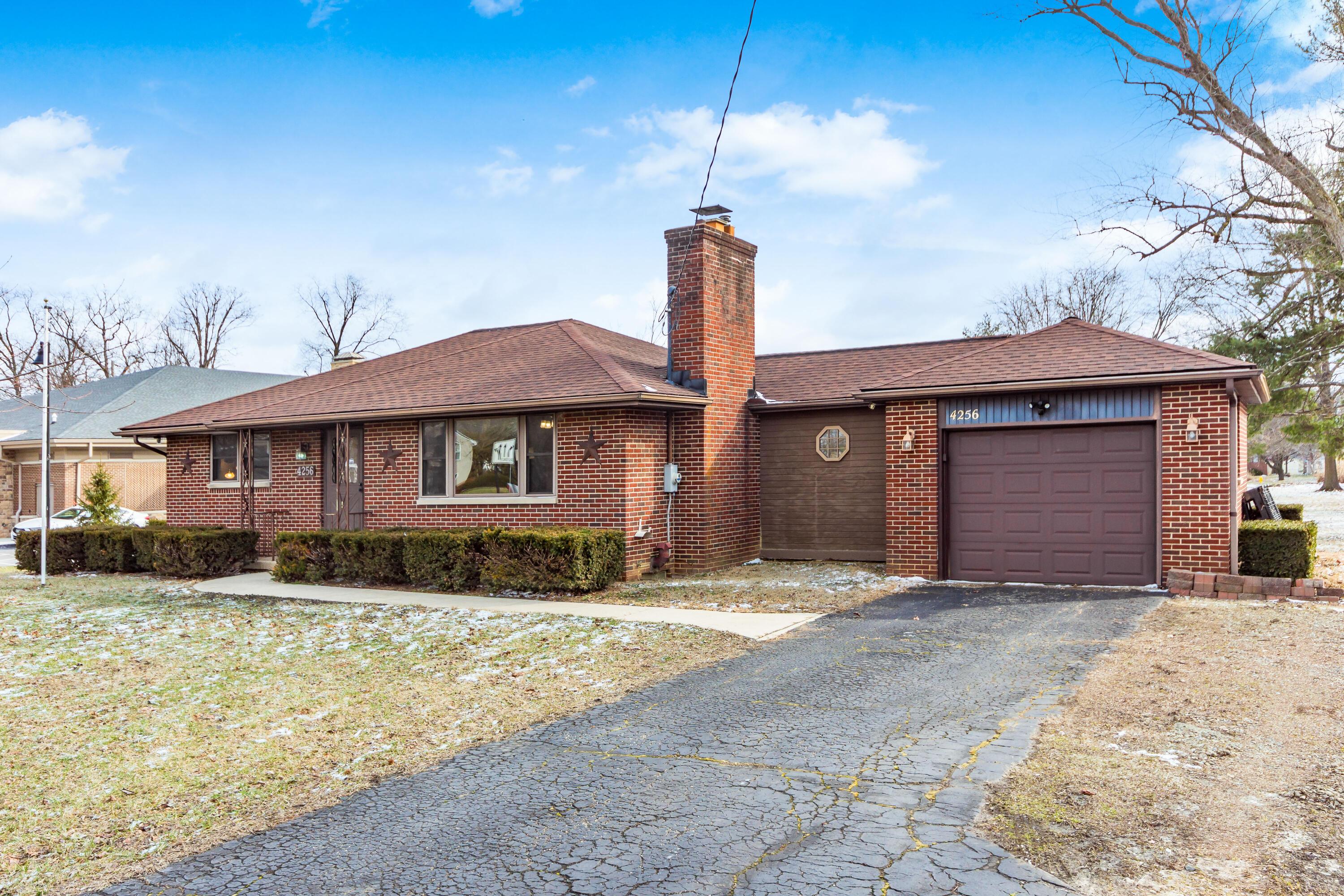 4256 Hoover Road Grove City, OH 43123 - Photo 1 of 25
