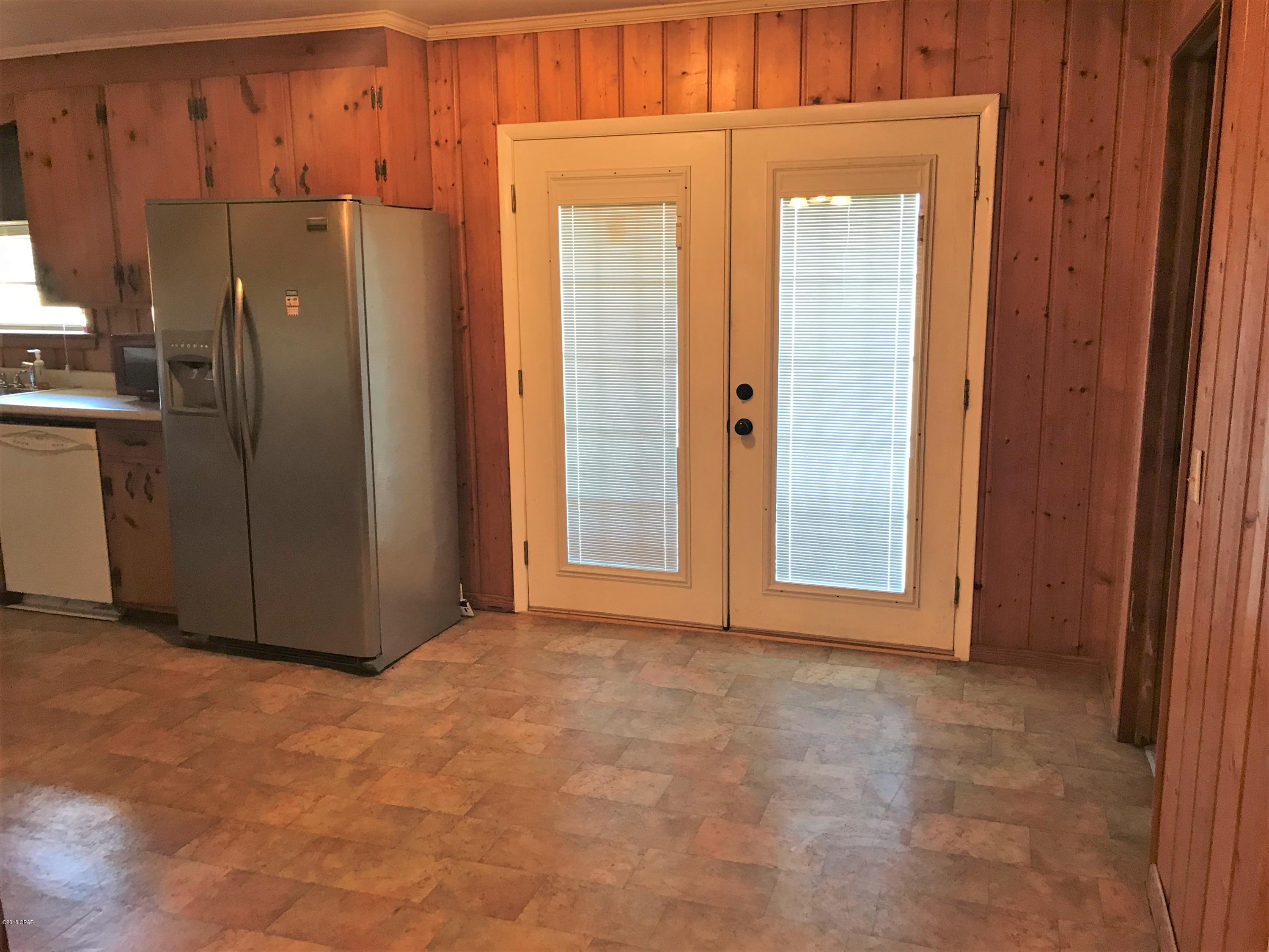 5565 Eden Road Bascom, FL 32423 - Photo 8 of 25