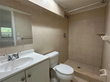 $2,250 | 2536 Van Buren Street, Unit 5A, Hollywood, FL 33020