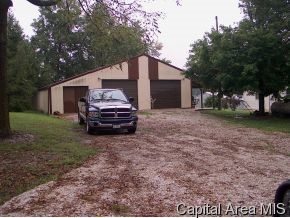 18500 Cox Road Auburn, IL 62615 - Photo 3 of 6