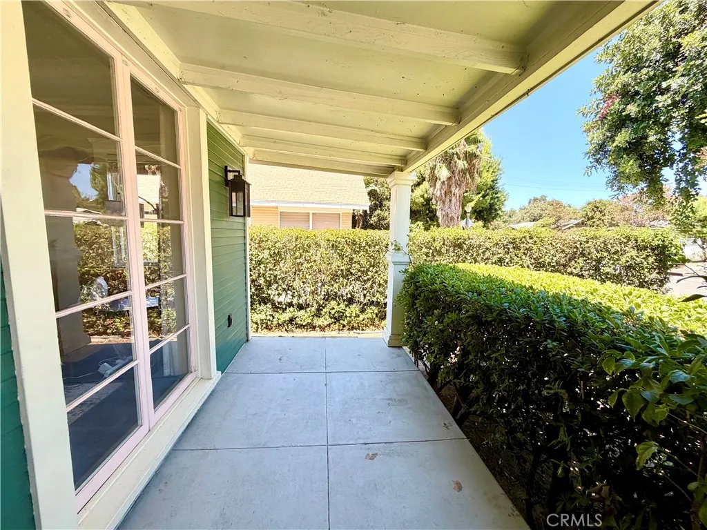 3728 Briscoe Street Riverside, CA 92506 - Photo 3 of 50 Gallery Image 3