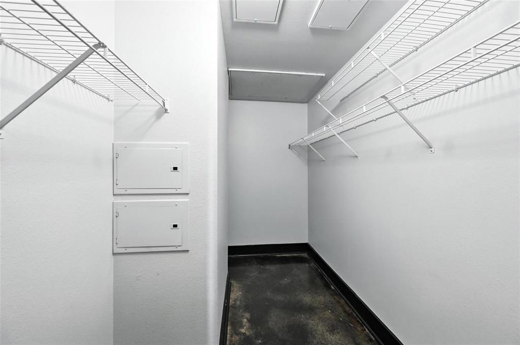 4414 Cedar Springs Road, Unit 124 Dallas, TX 75219 - Photo 10 of 20 a view of small space