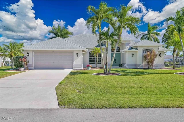 $649,900 | 1409 Southeast 20th Court, Cape Coral, FL 33990