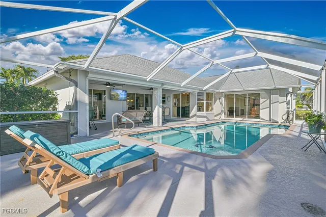 $649,900 | 1409 Southeast 20th Court, Cape Coral, FL 33990