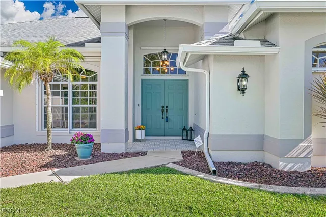 $649,900 | 1409 Southeast 20th Court, Cape Coral, FL 33990
