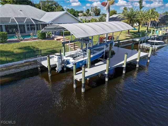 $649,900 | 1409 Southeast 20th Court, Cape Coral, FL 33990