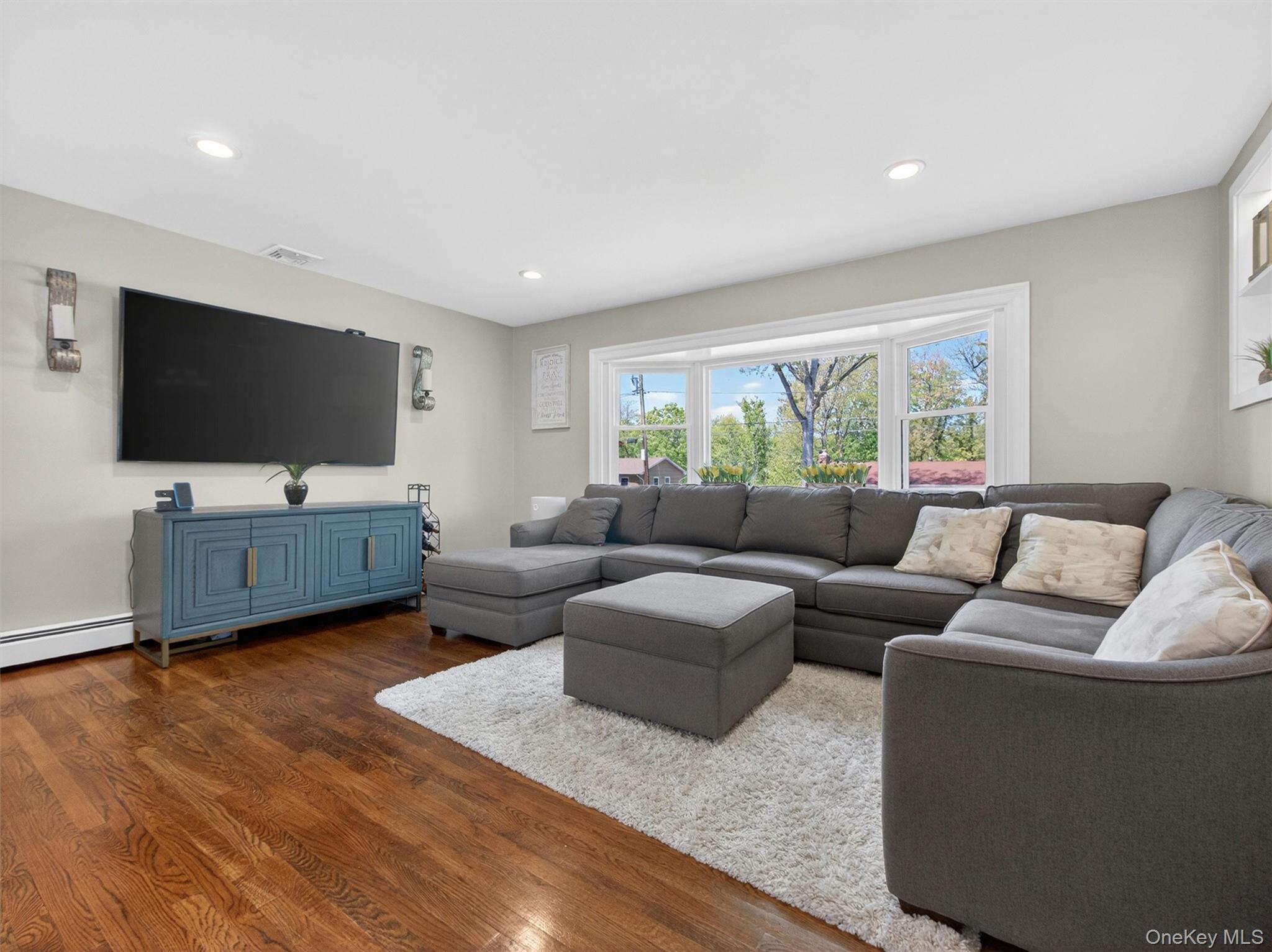 3 Durant Road New City, NY 10956 - Photo 5 of 35