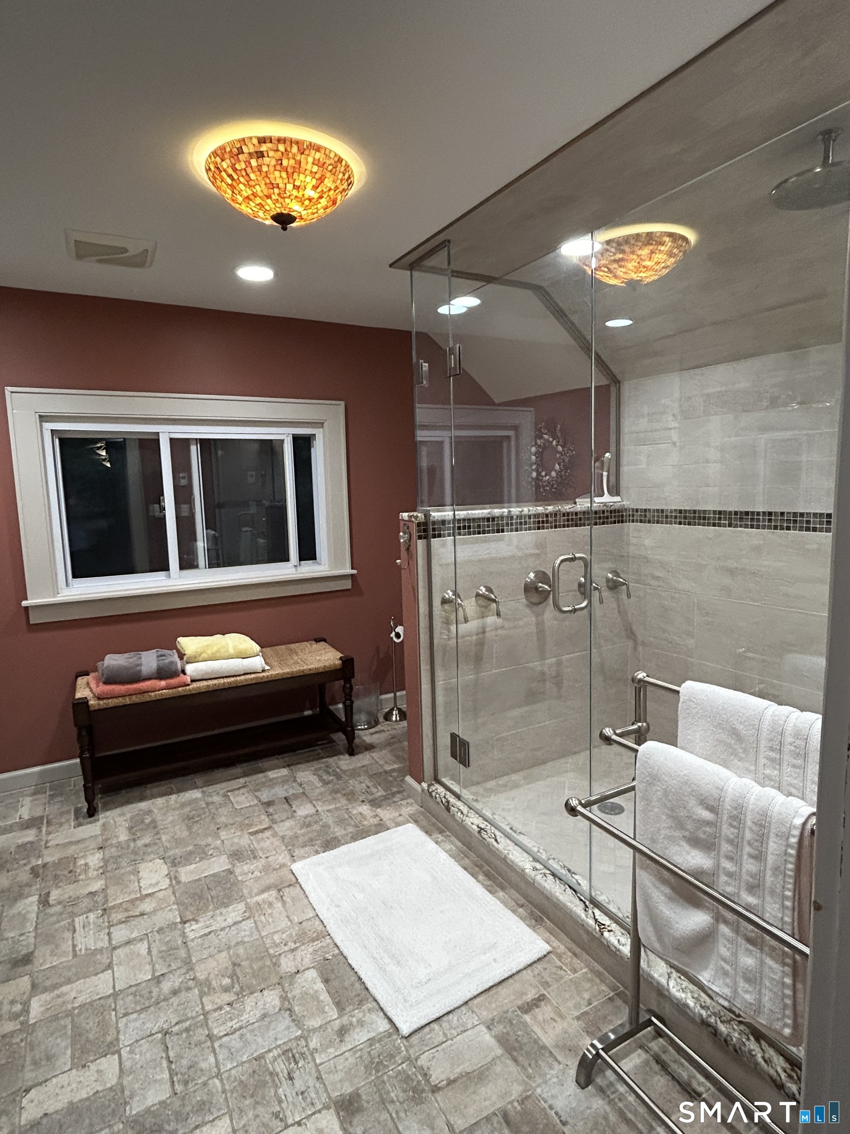 102 Cottage Road Enfield, CT 06082 - Photo 12 of 26 Gallery Image 12