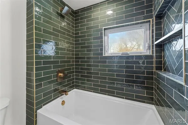 $499,900 | 725 Randle Street, Edwardsville, IL 62025