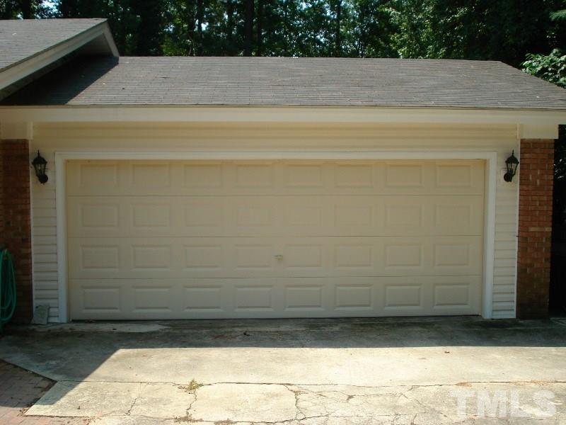 505 Roxanne Drive Raleigh, NC 27603 - Photo 3 of 25 a view of wooden fence