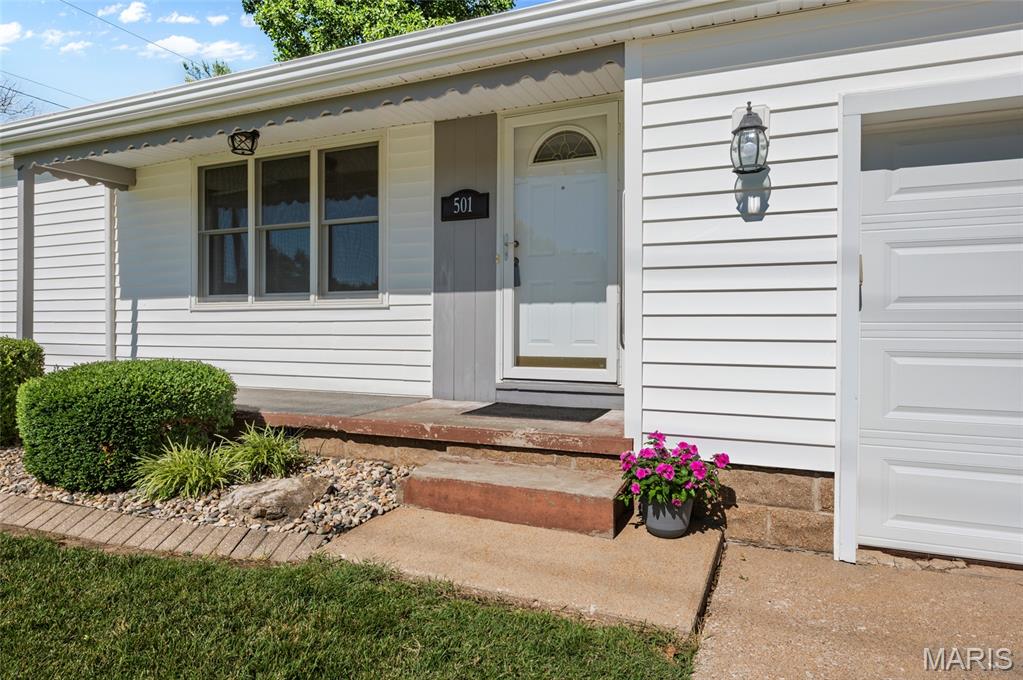 501 Jacob Street St. Jacob, IL 62281 - Photo 7 of 33
