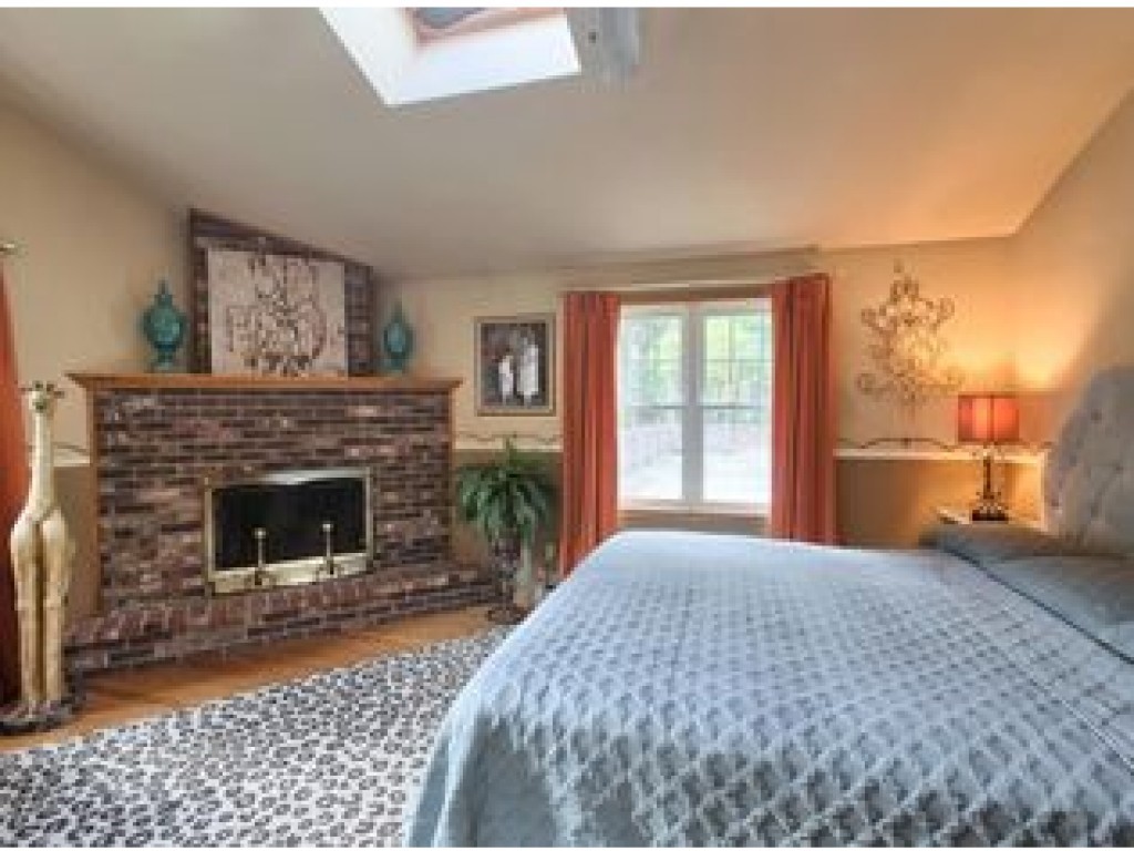 349 Mammoth Road Londonderry, NH 03053 - Photo 21 of 33 Gallery Image 21