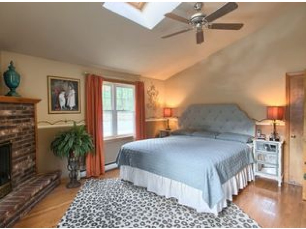 349 Mammoth Road Londonderry, NH 03053 - Photo 22 of 33 Gallery Image 22