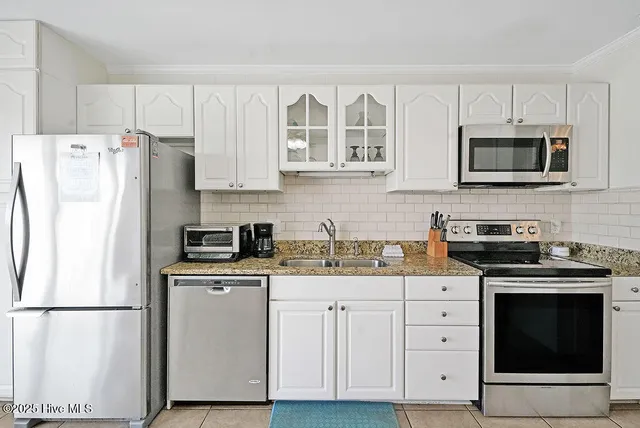 $1,050,000 | 501 Fort Fisher Boulevard South, Unit 6 & 7, Kure Beach, NC 28449