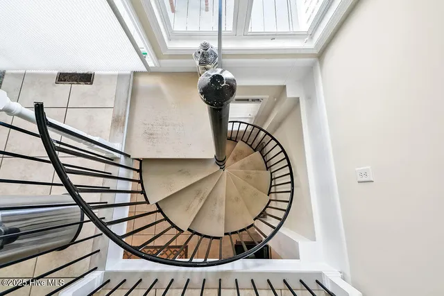 $1,050,000 | 501 Fort Fisher Boulevard South, Unit 6 & 7, Kure Beach, NC 28449