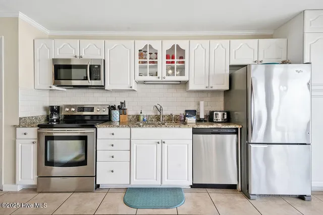 $1,050,000 | 501 Fort Fisher Boulevard South, Unit 6 & 7, Kure Beach, NC 28449