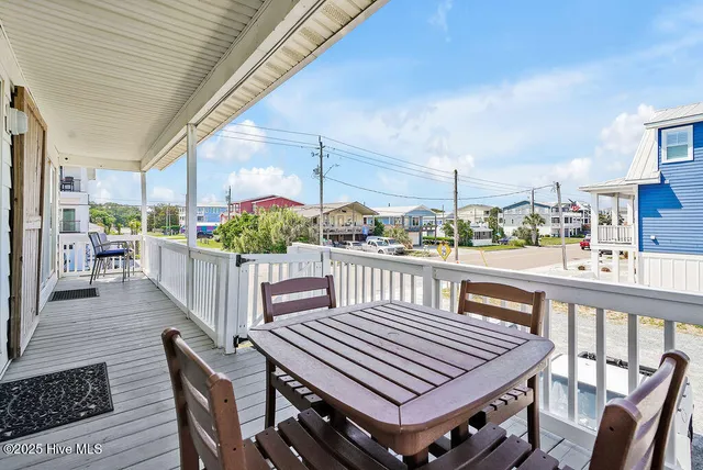 $1,050,000 | 501 Fort Fisher Boulevard South, Unit 6 & 7, Kure Beach, NC 28449