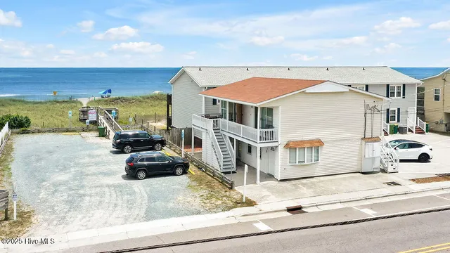 $1,050,000 | 501 Fort Fisher Boulevard South, Unit 6 & 7, Kure Beach, NC 28449