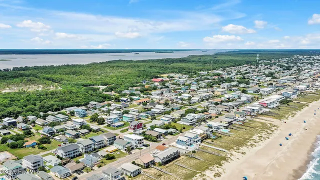 $1,050,000 | 501 Fort Fisher Boulevard South, Unit 6 & 7, Kure Beach, NC 28449