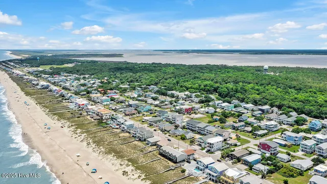 $1,050,000 | 501 Fort Fisher Boulevard South, Unit 6 & 7, Kure Beach, NC 28449