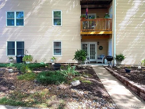 $174,000 | 1324 Holgate Drive, Unit G2, Ballwin, MO 63021