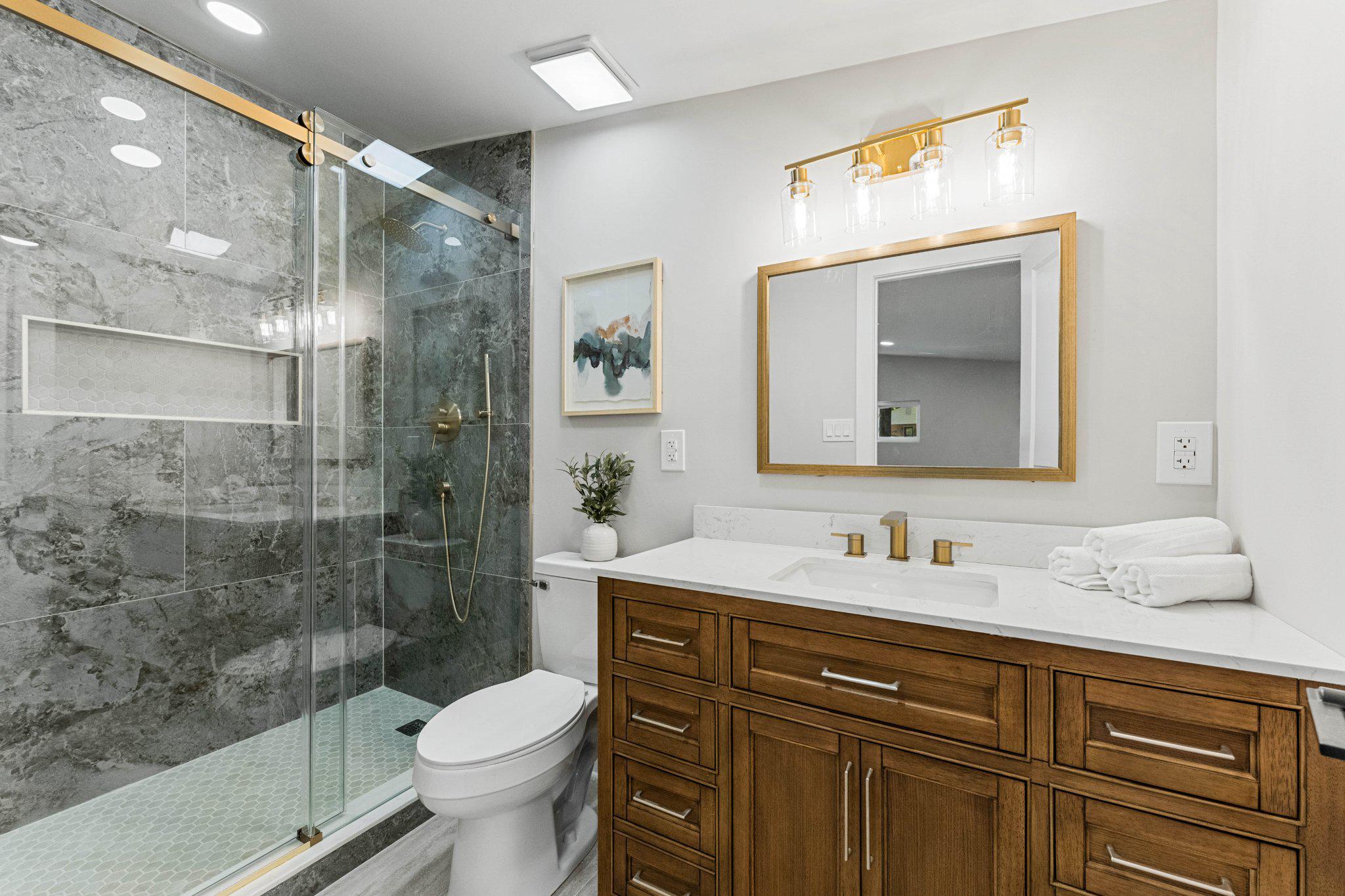 55 Balsam Road Levittown, PA 19057 - Photo 22 of 49 Primary EnSuite Bathroom