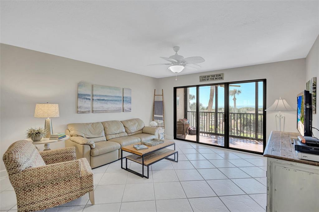 420 Beach Road, Unit 203 Sarasota, FL 34242 - Photo 17 of 91