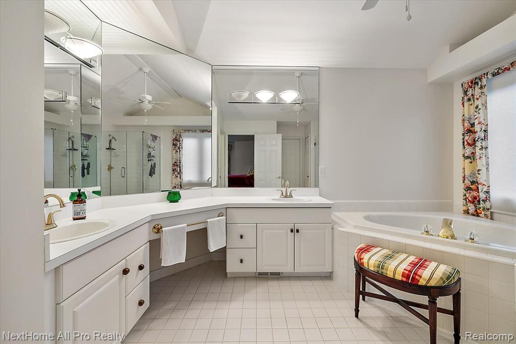 2116 Mapleridge Road Rochester Hills, MI 48309 - Photo 32 of 57