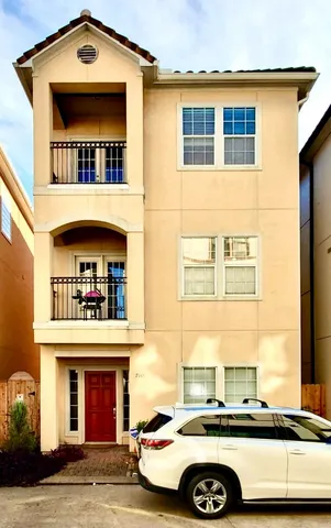 $2,800 | 7143 Laguna Villas, Houston, TX 77036